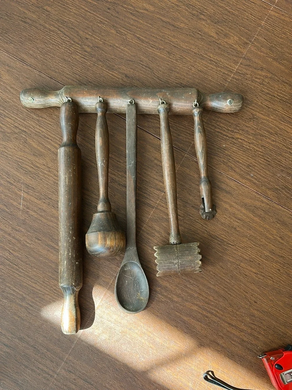 Rustic Wooden Kitchen Tool Set - Dark Brown